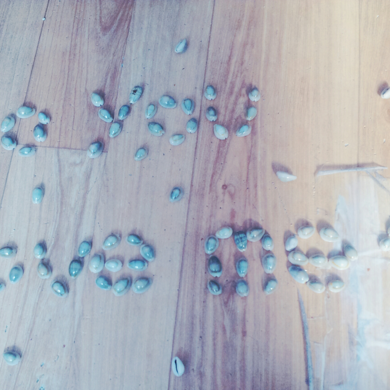 잘렸네ㅔ
.. : 잘렸네ㅔ
' Do you love me ? ' 스케치판 ,sketchpan