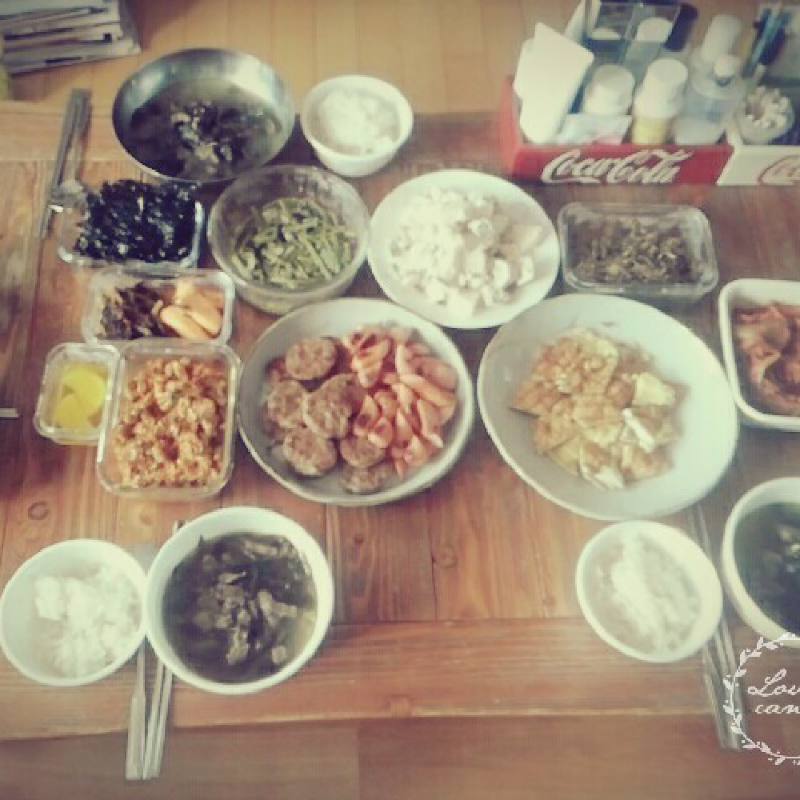 저오늘아침.. : 저오늘아침에 맛난거많이먹고 생일빵고맞고있어요 지금도 맞고있죠...쿨럭 스케치판 ,sketchpan